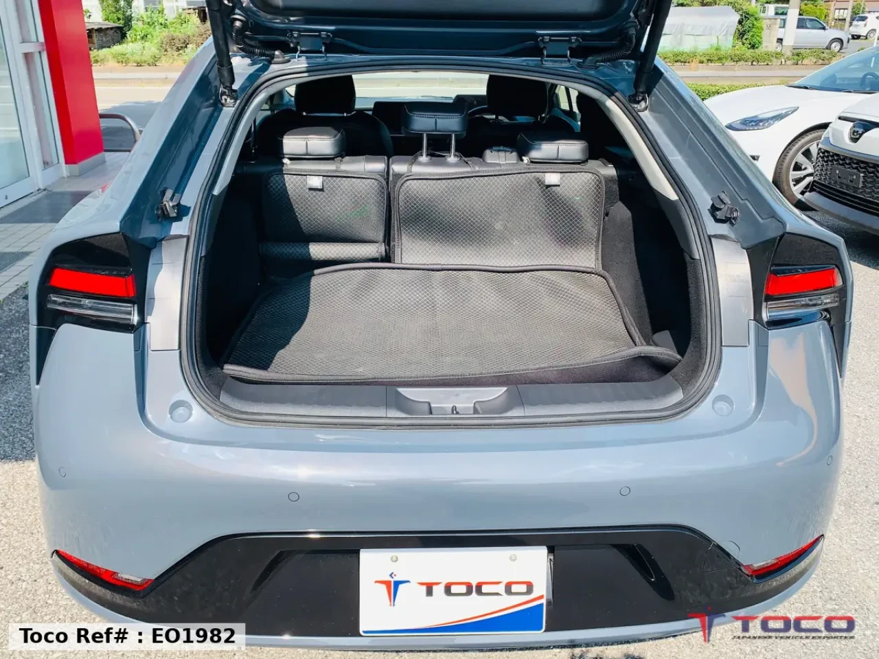 2023 TOYOTA PRIUS