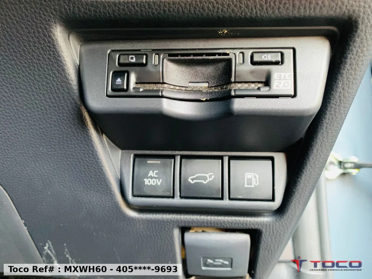 2023 TOYOTA PRIUS