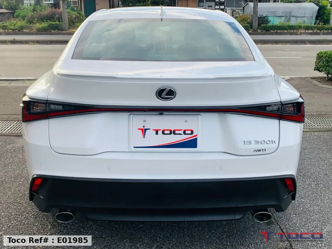 2023 Lexus IS300h