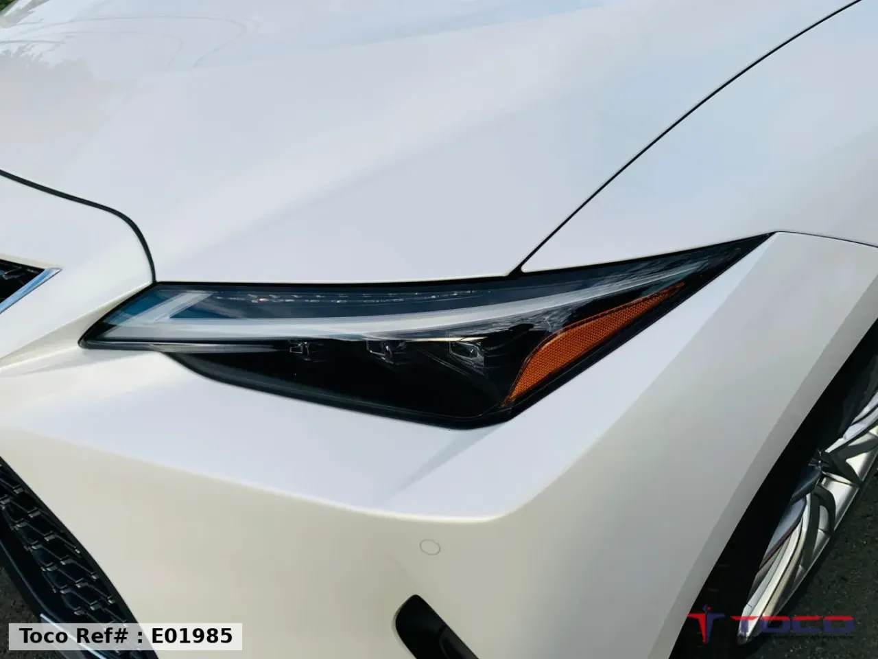 2023 Lexus IS300h