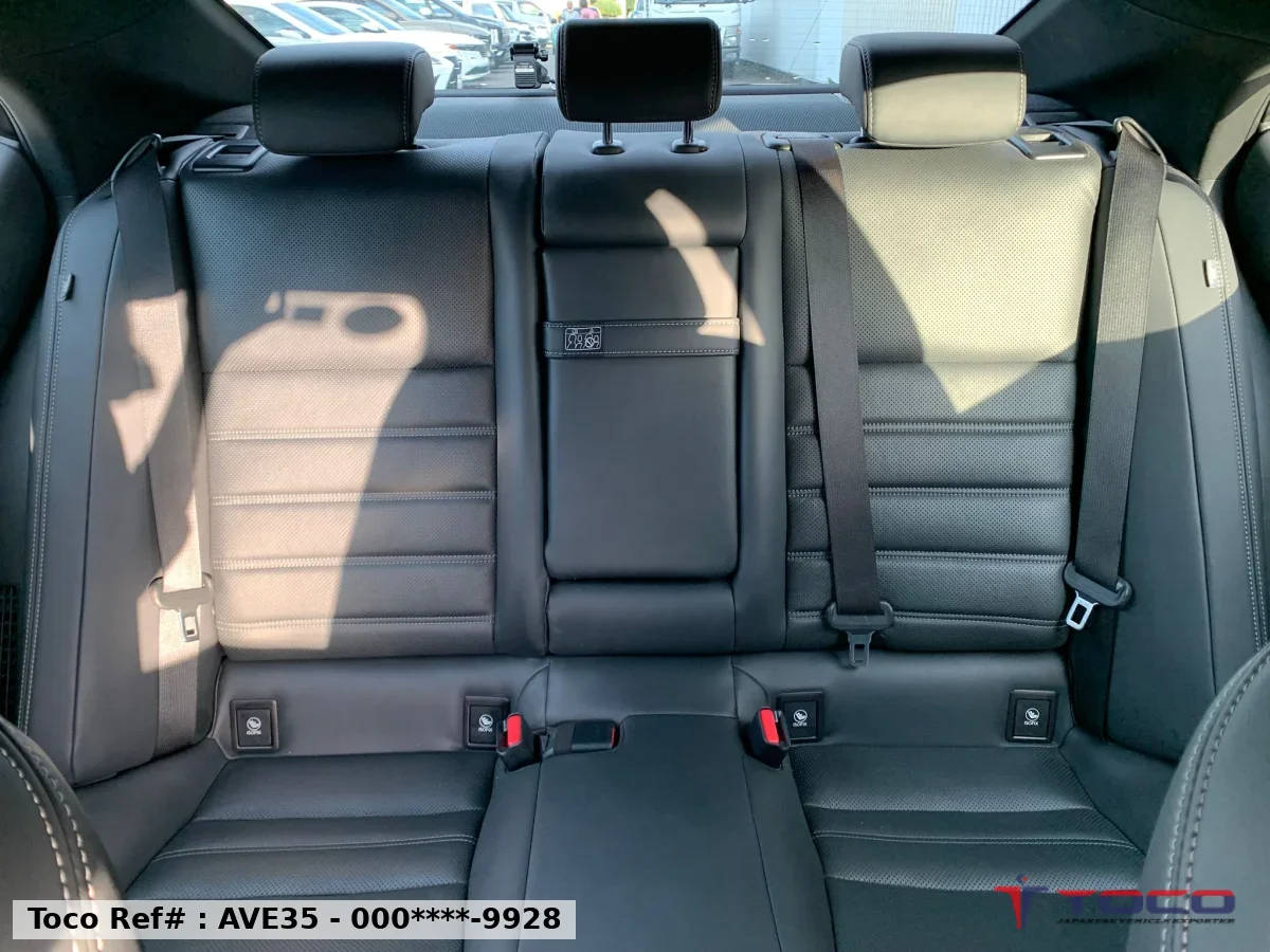 2023 Lexus IS300h