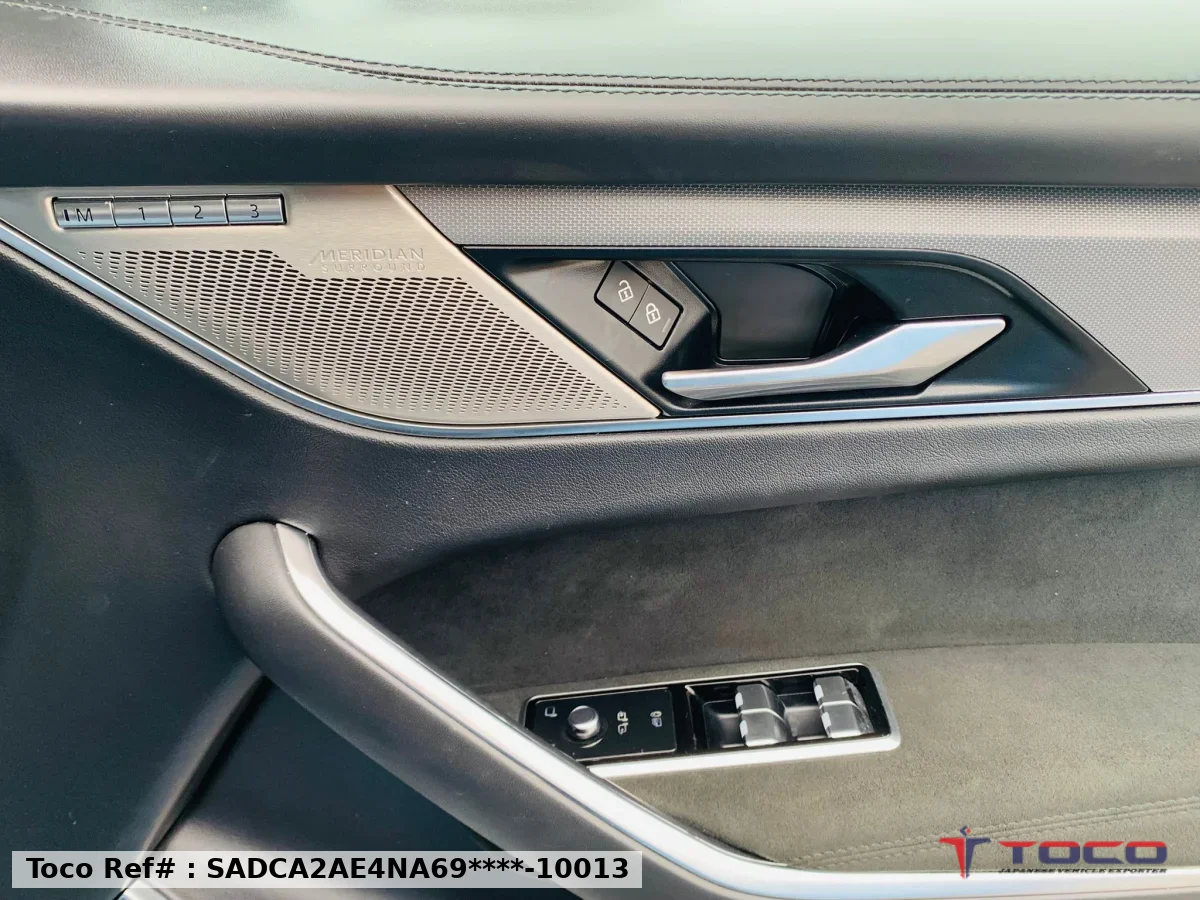 2022 - JAGUAR F PACE