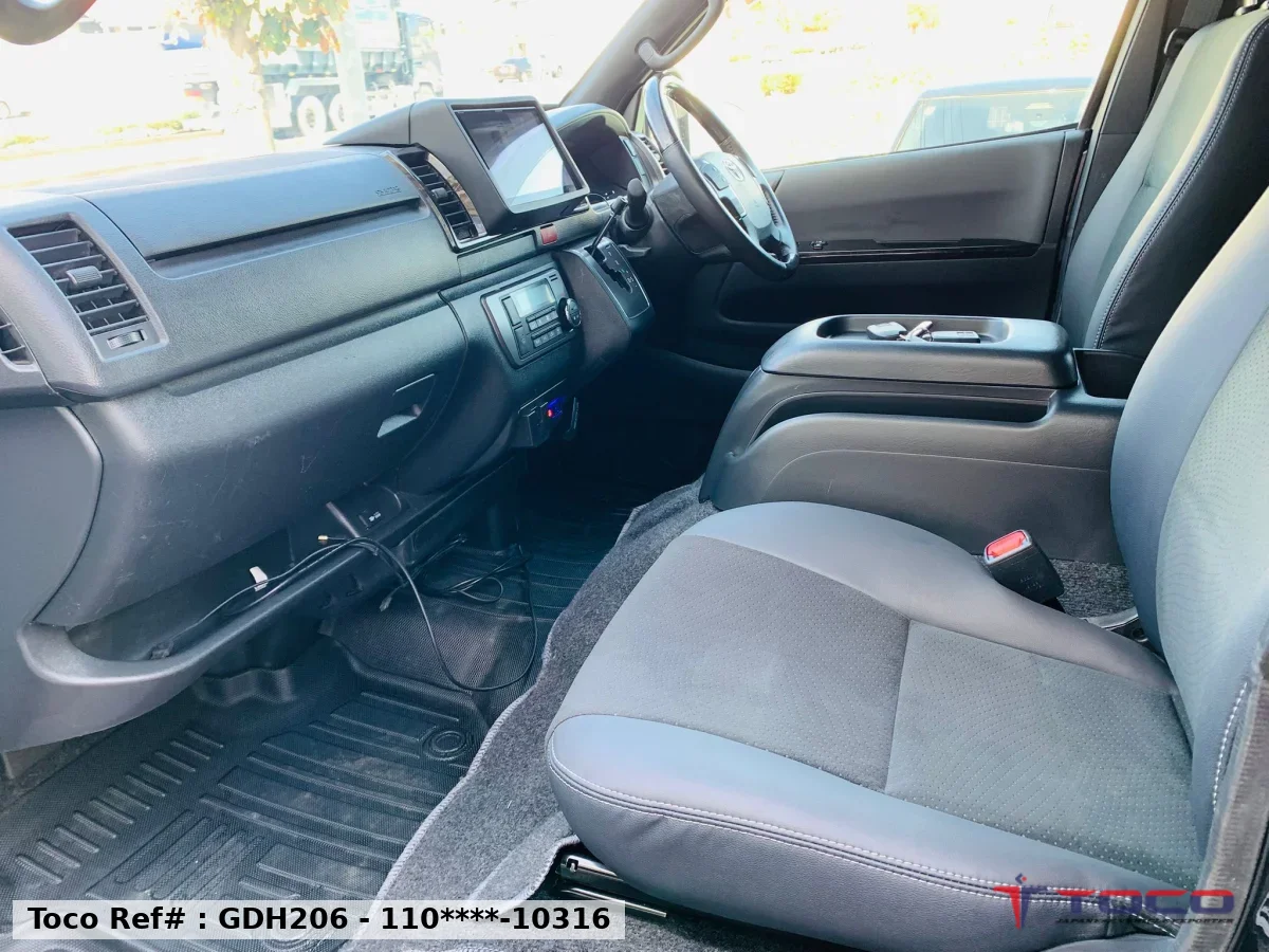2024 TOYOTA HIACE SUPER GL