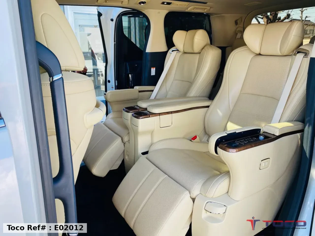 2015 Toyota ALPHARD