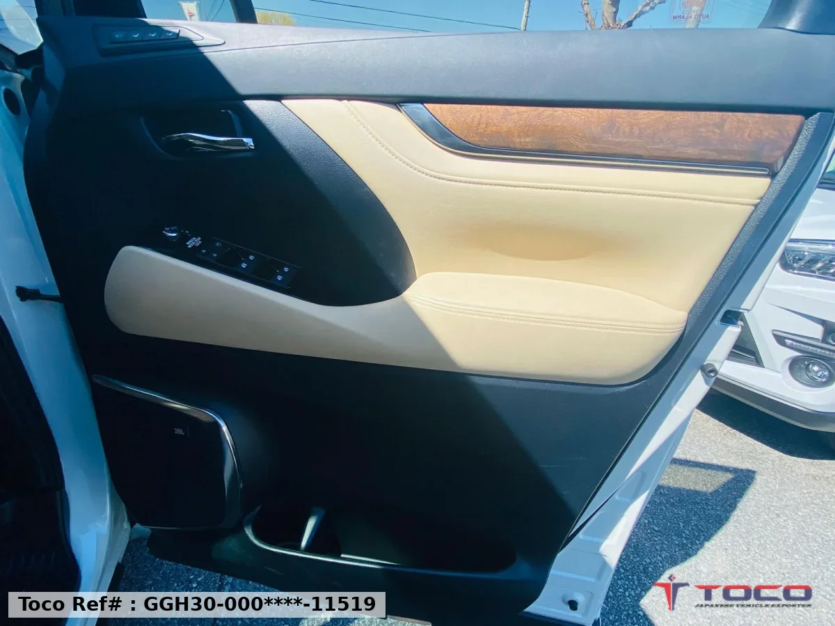 2015 Toyota ALPHARD