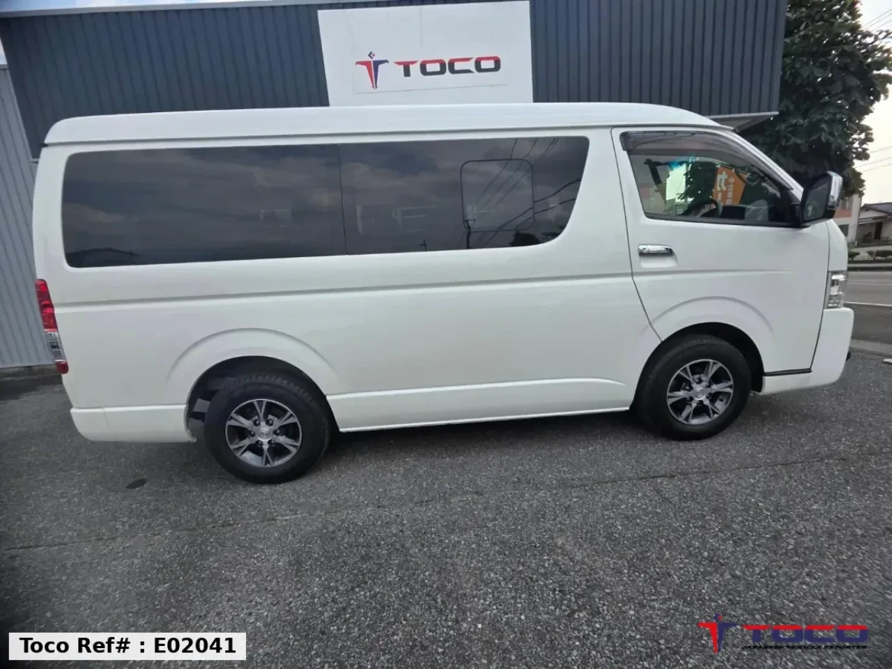 2021 TOYOTA HIACE WAGON