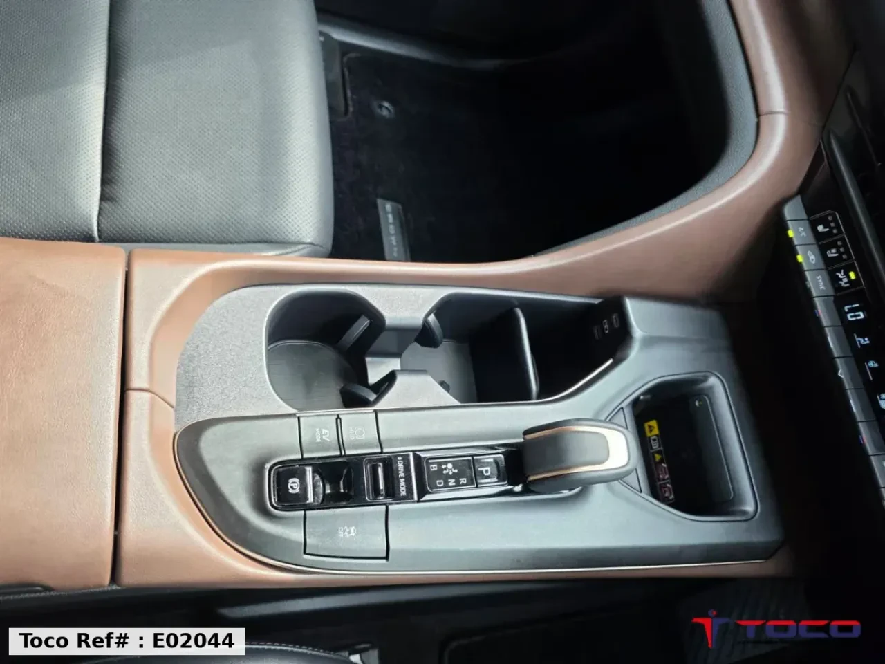 2023 TOYOTA CROWN HYBRID