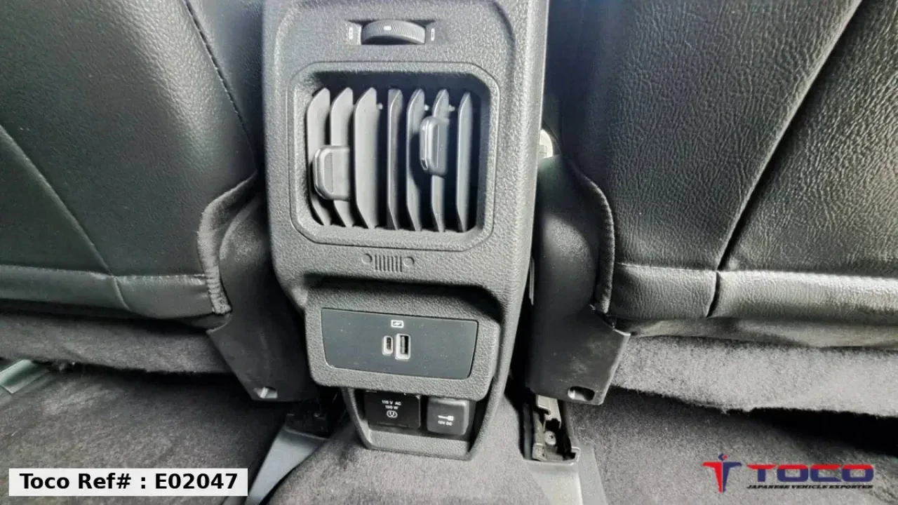 2024 JEEP Commander Limited