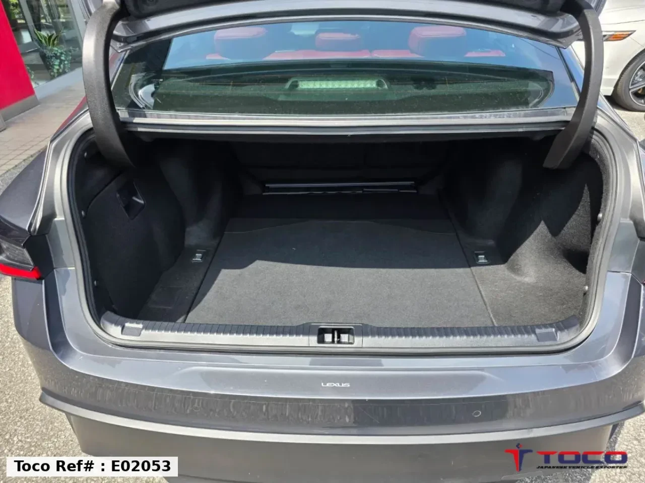 2022 LEXUS IS