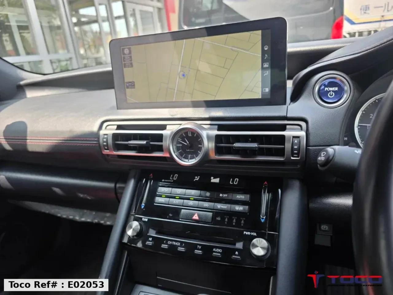 2022 LEXUS IS