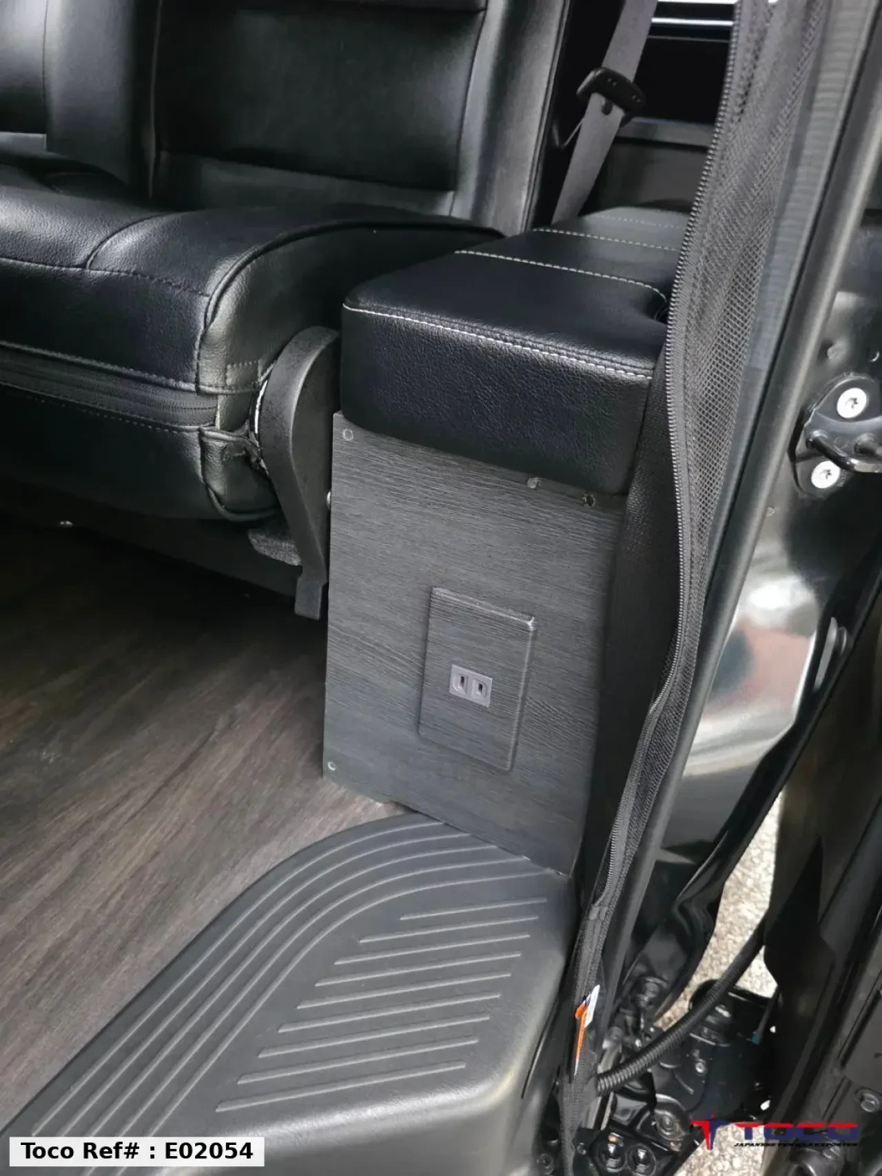 2020 HIACE WAGON