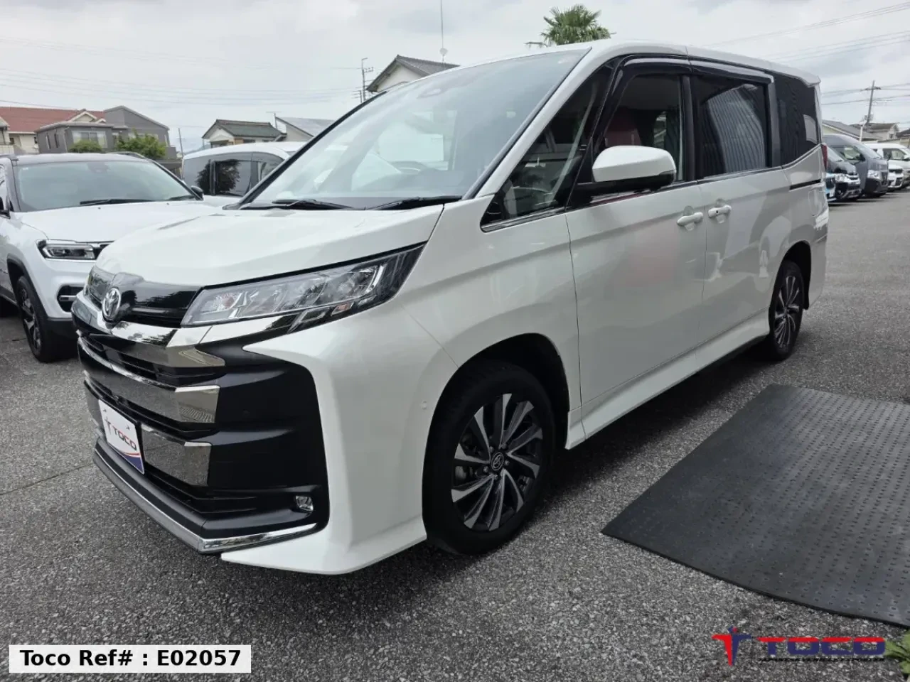 2025 TOYOTA NOAH