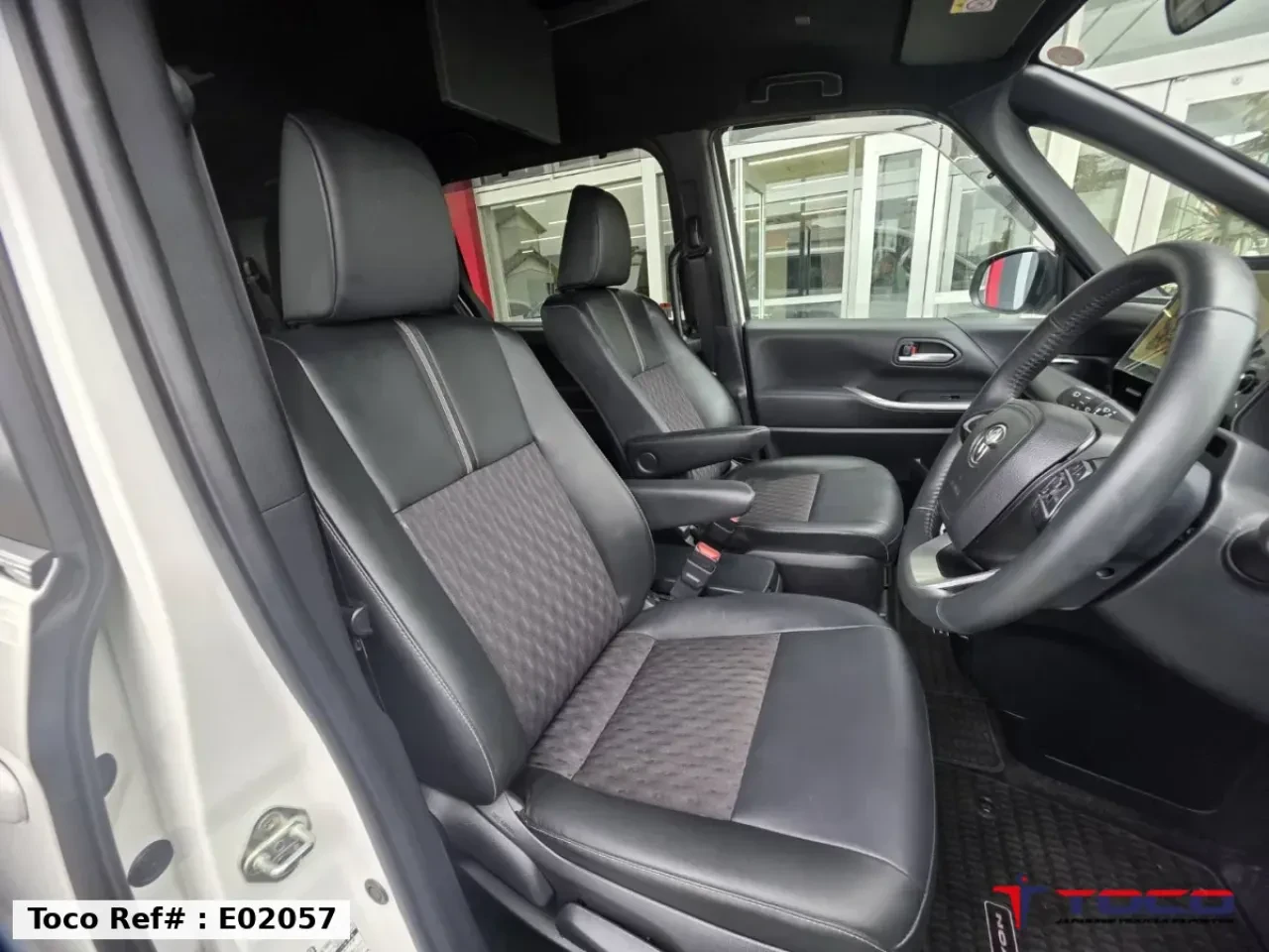 2025 TOYOTA NOAH