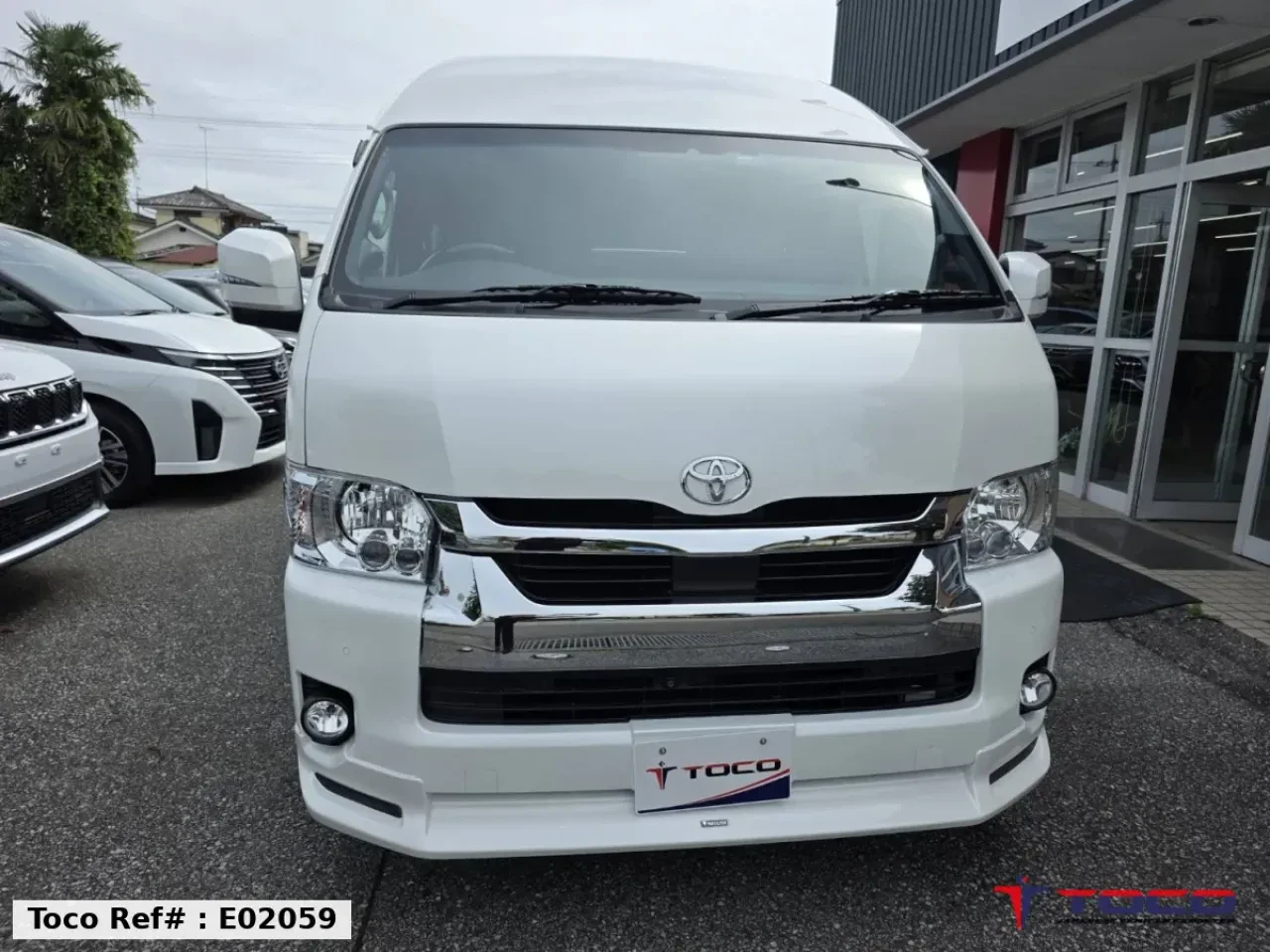 2022 TOYOTA HIACE COMMUTER