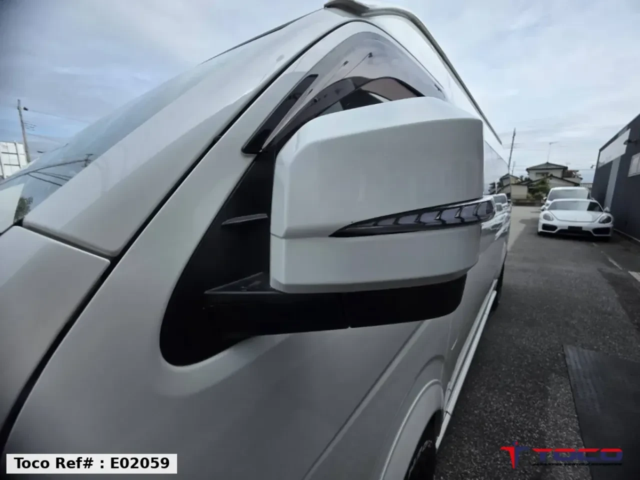 2022 TOYOTA HIACE COMMUTER