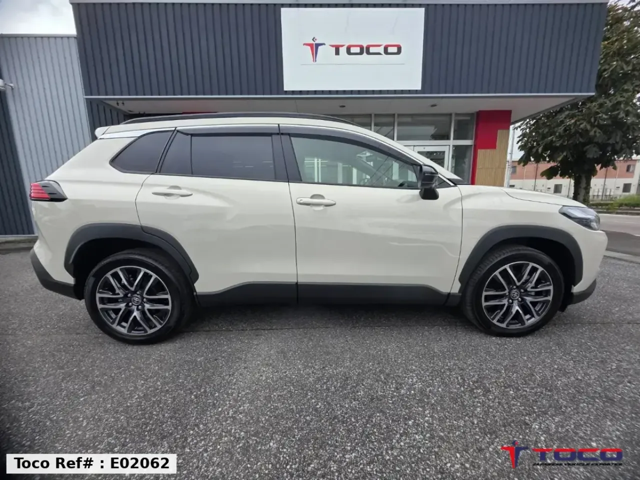 2026 TOYOTA Corolla Cross Hybrid 