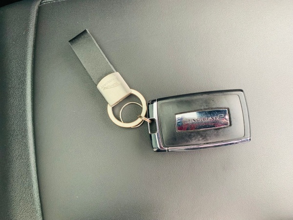 2022 - JAGUAR F PACE - Image 24