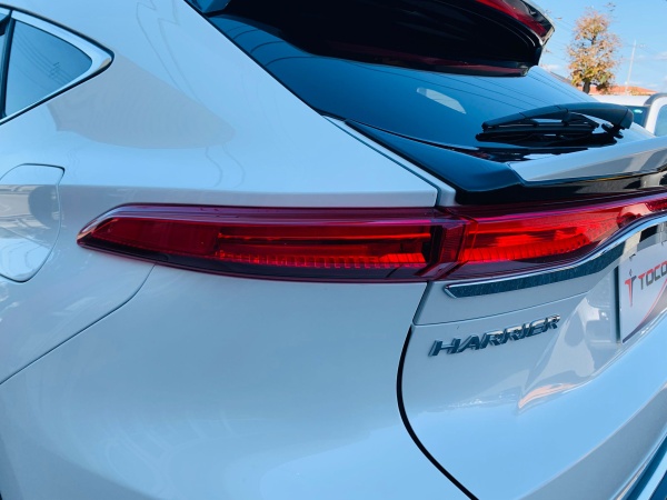 2021 - TOYOTA HARRIER - HV - Image 11