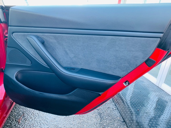 2020 TESLA MODEL 3 - Image 31