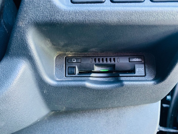 2024 TOYOTA HIACE SUPER GL - Image 32