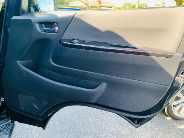 2024 TOYOTA HIACE SUPER GL - Image 30