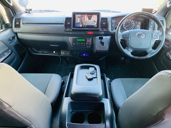 2024 TOYOTA HIACE SUPER GL - Image 15